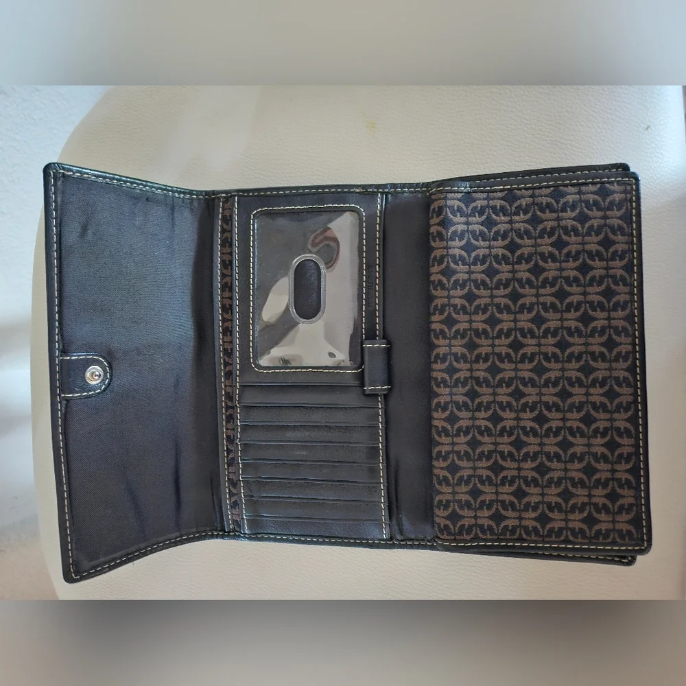 Fossil Brown Multi-Strip Patterned Wallet - Picture 10 of 12